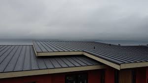 Best Roof Insulation Installation  in Aberdeen, WA